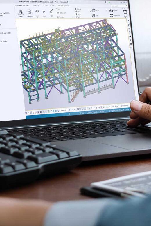 Tekla Model Sharing -kokeilu tietokoneessa