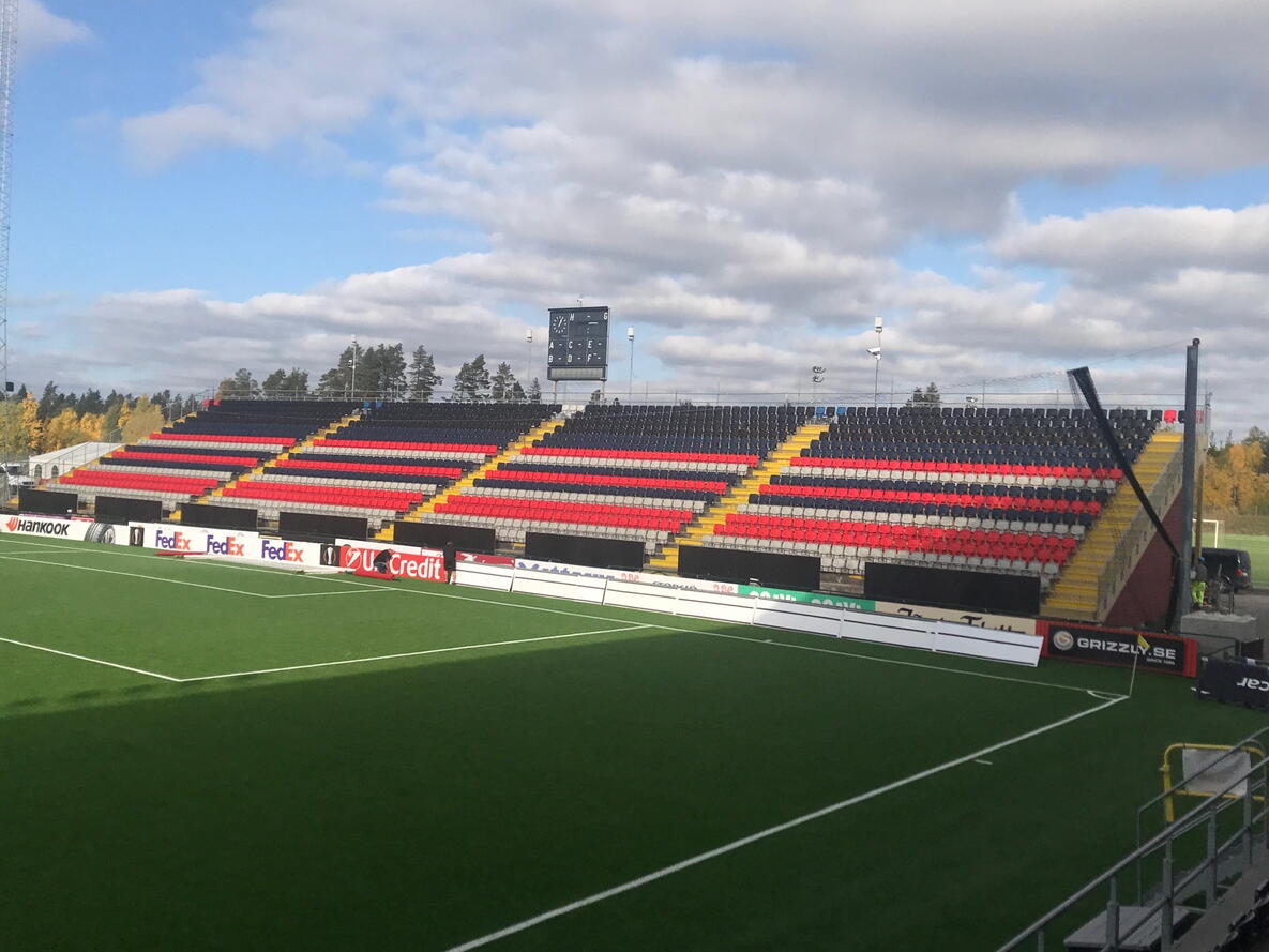 Rekordsnabb utbyggnad av fotbollsläktare i Östersund